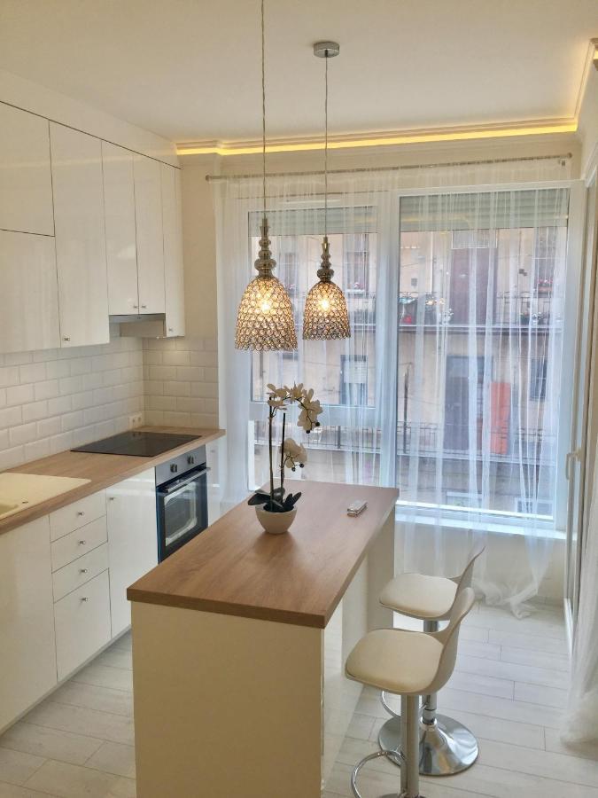 Cloe Apartman Szegedin Exterior foto