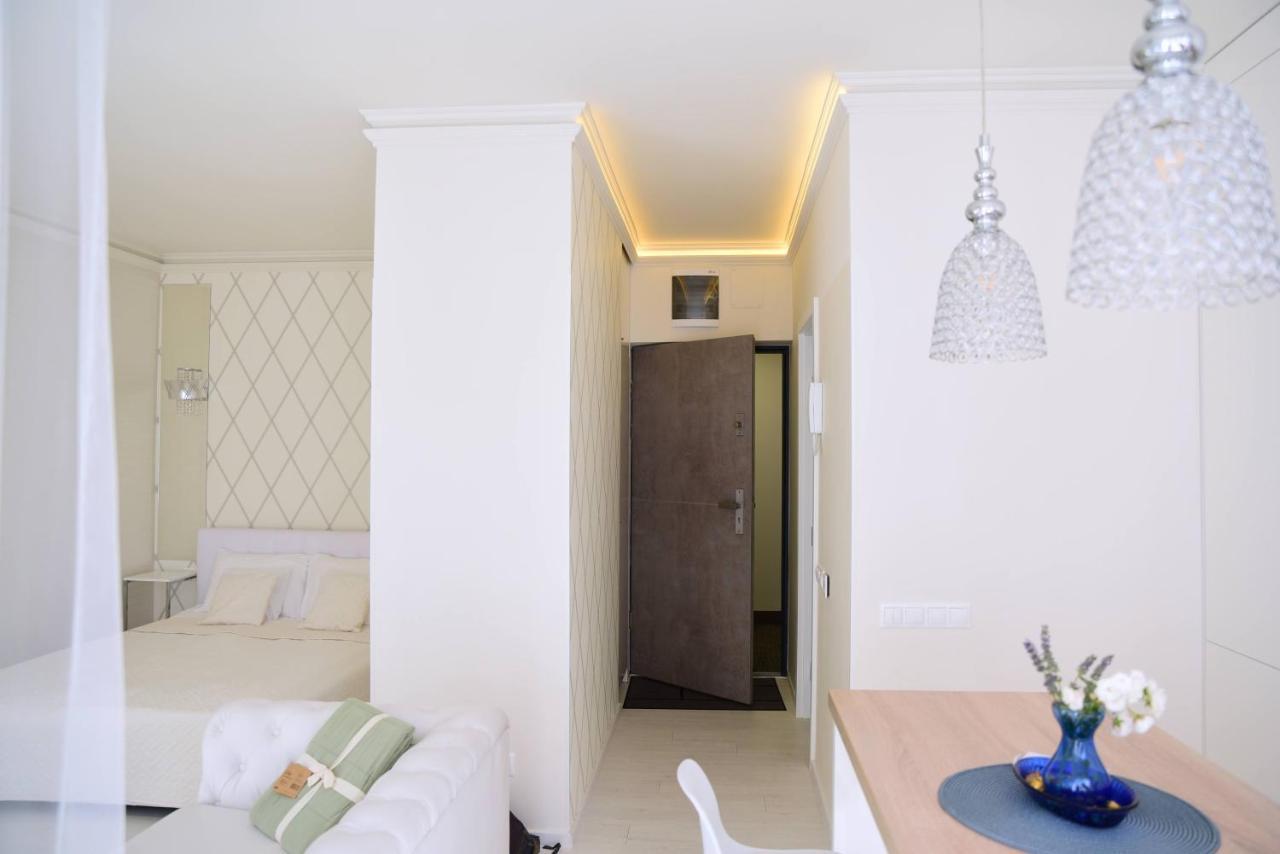 Cloe Apartman Szegedin Exterior foto